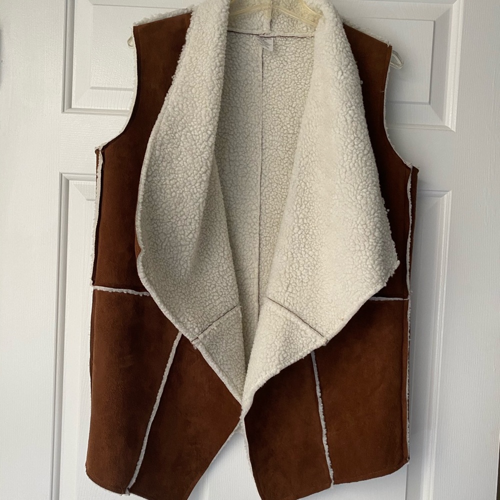 Suede vest